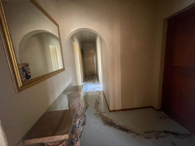 3 Bedroom House For Sale in Finsbury