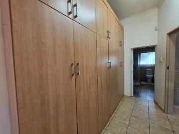 3 Bedroom House For Sale in Flora Gardens