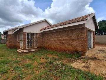 3 Bedroom House For Sale in Flora Park