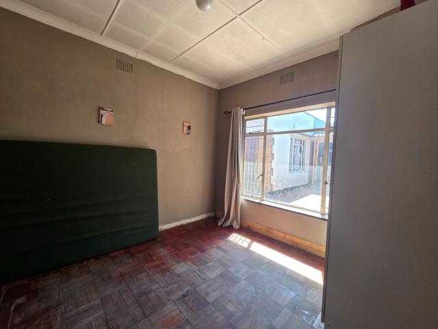 3 Bedroom House For Sale in Florentia