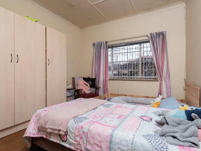 3 Bedroom House For Sale in Florentia