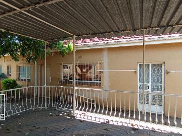 3 Bedroom House For Sale in Florida North
