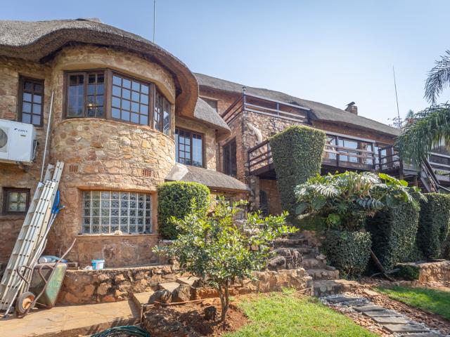 3 Bedroom House For Sale in Kosmos