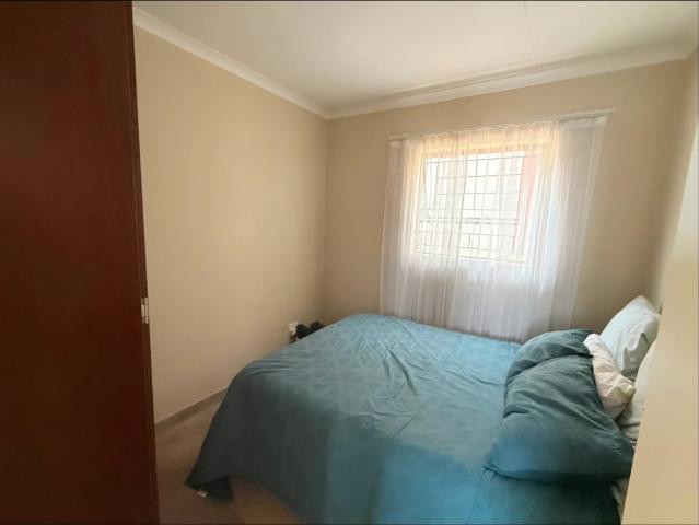 3 Bedroom House For Sale in Kosmosdal