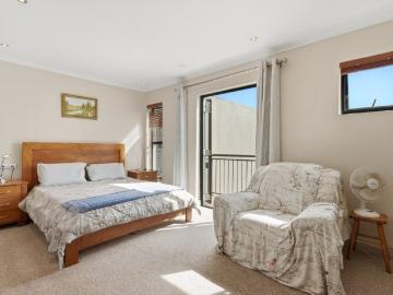 3 Bedroom House For Sale in Kelderhof Country Village