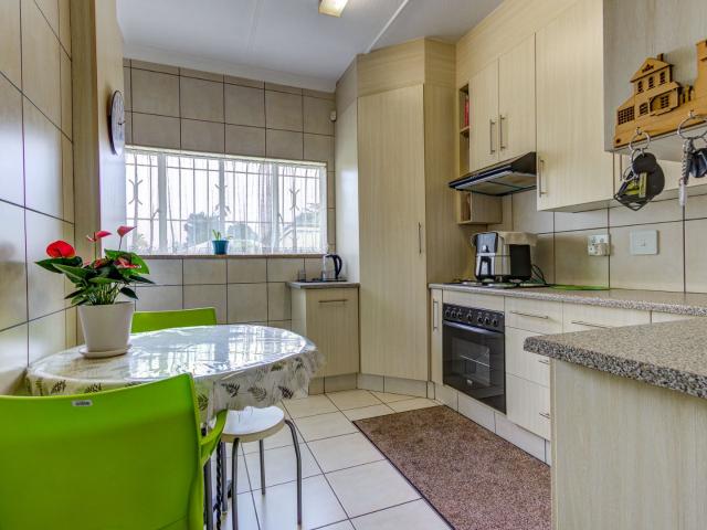 3 Bedroom House For Sale in Kempton Park Ext 4