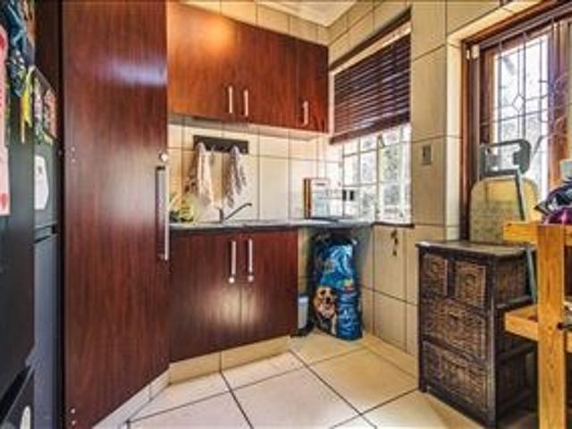 3 Bedroom House For Sale in Kempton Park Ext 1