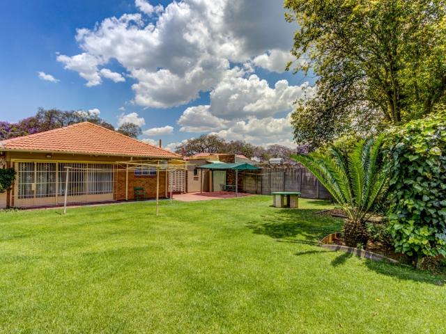 3 Bedroom House For Sale in Kempton Park Ext 2