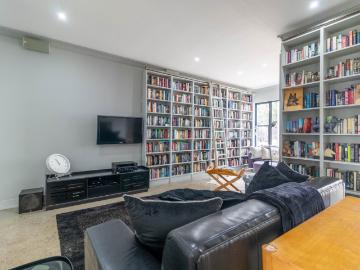 3 Bedroom House For Sale in Kensington