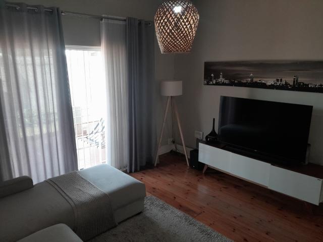 3 Bedroom House For Sale in Kensington