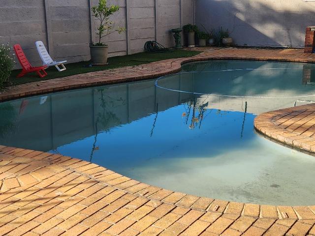 3 Bedroom House For Sale in Kensington