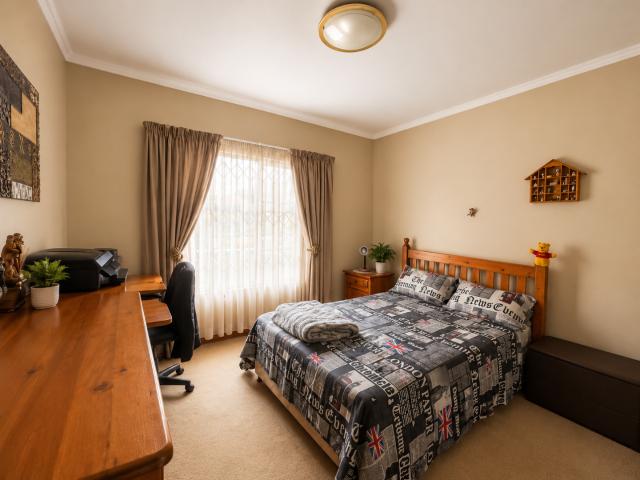 3 Bedroom House For Sale in Kensington