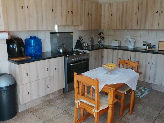 3 Bedroom House For Sale in Kensington