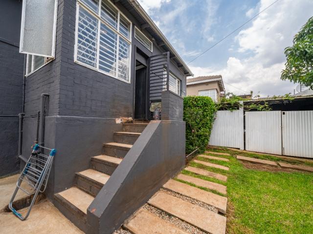 3 Bedroom House For Sale in Kensington