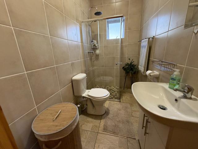 3 Bedroom House For Sale in Kensington