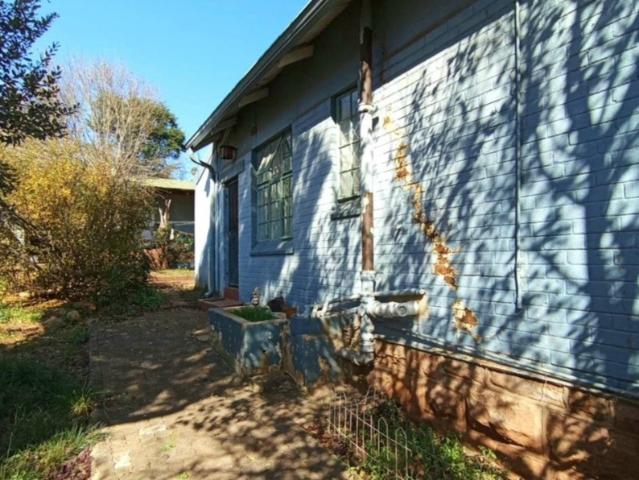 3 Bedroom House For Sale in Kensington