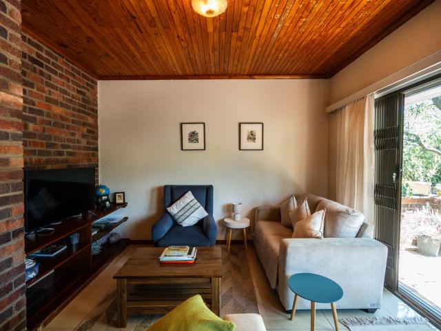 3 Bedroom House For Sale in Kingswood