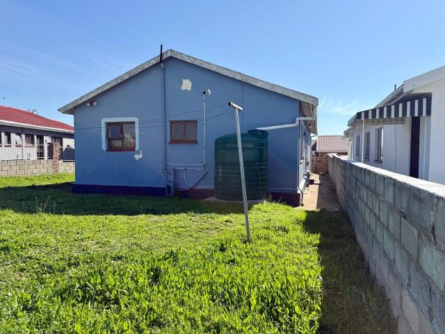 3 Bedroom House For Sale in Kwamagxaki