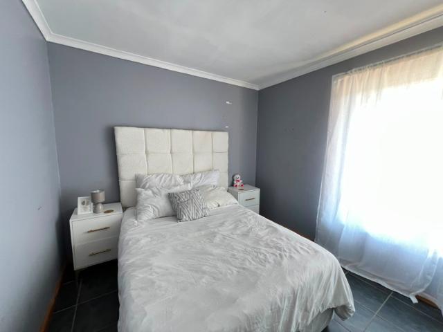 3 Bedroom House For Sale in Kwamagxaki