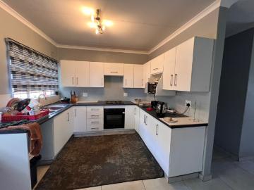 3 Bedroom House For Sale in Howick West