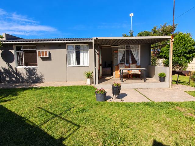 3 Bedroom House For Sale in Hospital Park