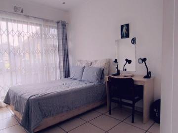 3 Bedroom House For Sale in Hazelpark