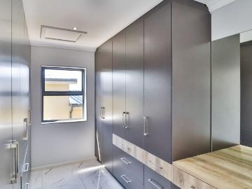 3 Bedroom House For Sale in Hartenbos Heuwels
