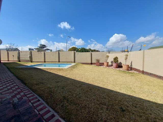 3 Bedroom House For Sale in Heidelberg Central