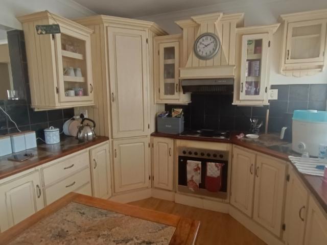 3 Bedroom House For Sale in Heidelberg Central