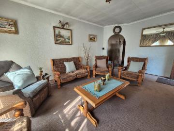 3 Bedroom House For Sale in Helikon Park
