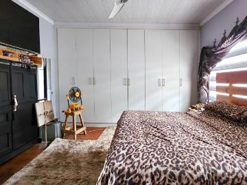 3 Bedroom House For Sale in Highgate