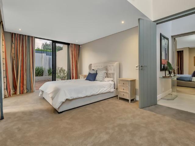 3 Bedroom House For Sale in Illovo