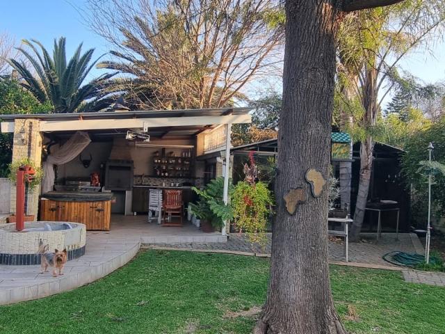 3 Bedroom House For Sale in Jim Fouchepark