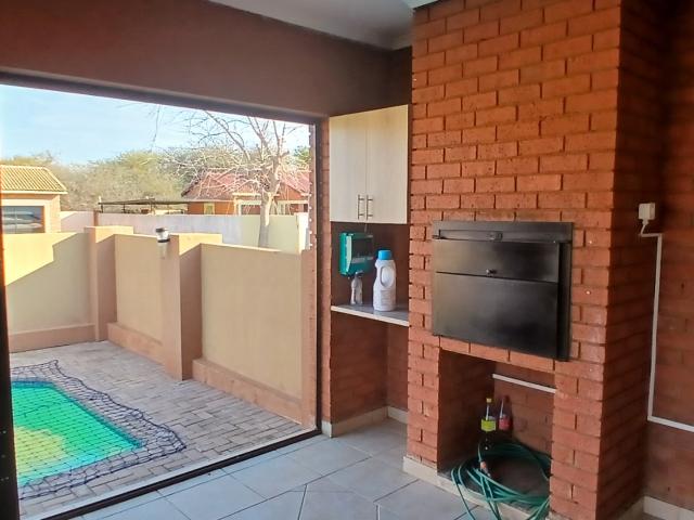 3 Bedroom House For Sale in Onverwacht