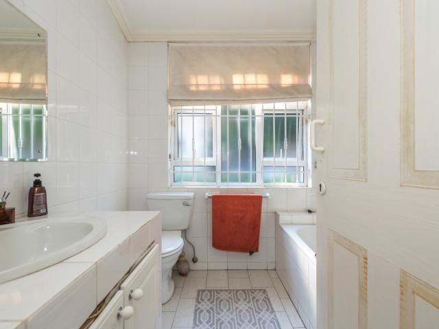 3 Bedroom House For Sale in Observatory