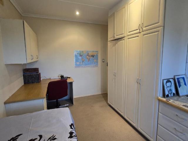 3 Bedroom House For Sale in Oslo Beach