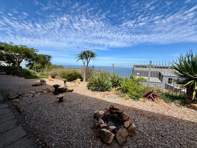 3 Bedroom House For Sale in Oubaai