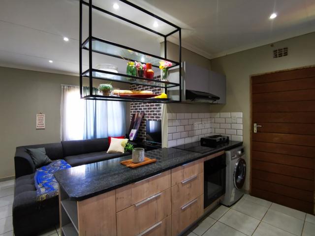 3 Bedroom House For Sale in Lotus Gardens