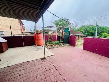 3 Bedroom House For Sale in Lotus Park