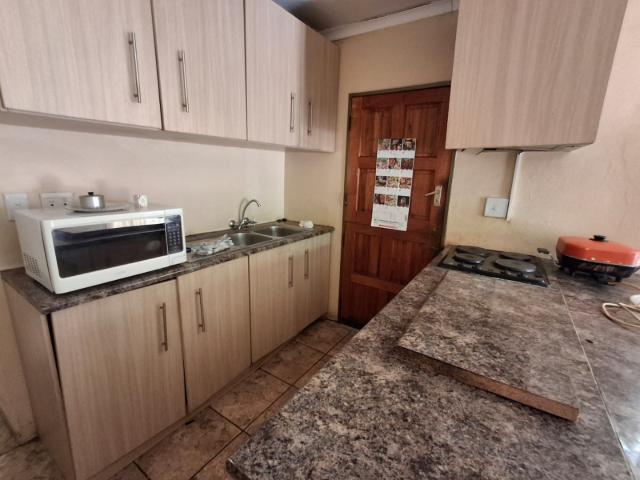 3 Bedroom House For Sale in Laversburg