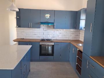 3 Bedroom House For Sale in Laaiplek