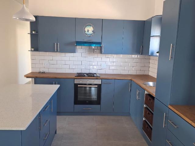 3 Bedroom House For Sale in Laaiplek