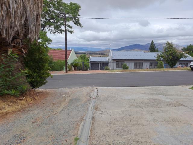 3 Bedroom House For Sale in Langerug