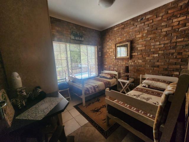 3 Bedroom House For Sale in Leeupoort