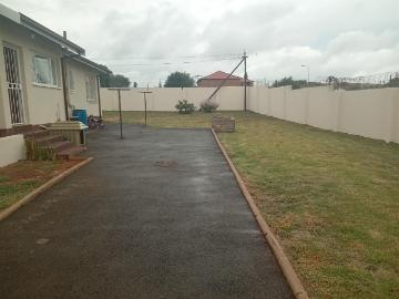3 Bedroom House For Sale in Lenasia South