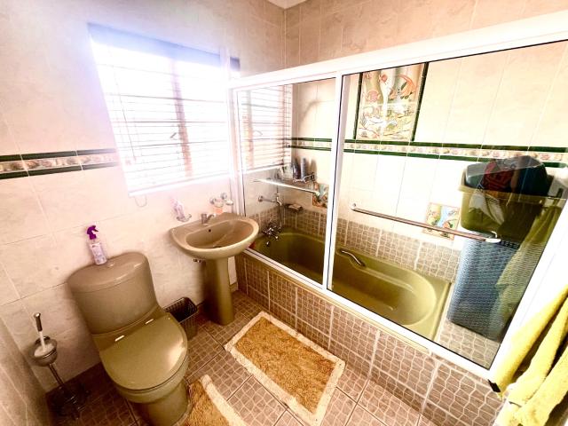 3 Bedroom House For Sale in Lenasia South