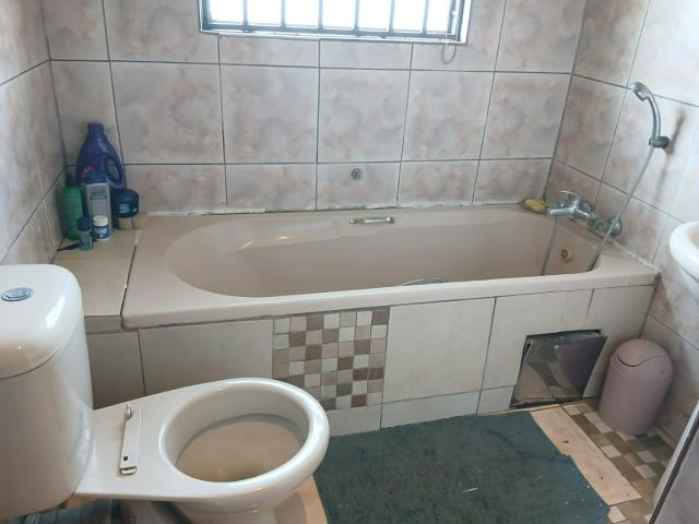 3 Bedroom House For Sale in Leondale