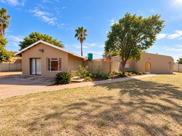 3 Bedroom House For Sale in Lichtenburg