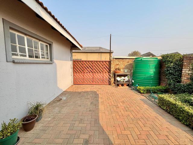 3 Bedroom House For Sale in Lichtenburg