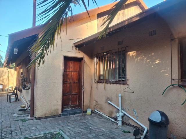 3 Bedroom House For Sale in Lindhaven